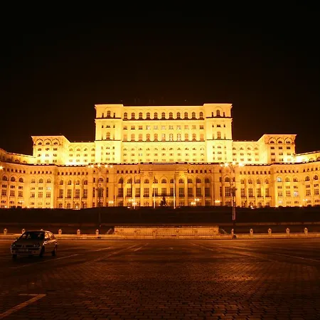 Apartment Parlament Fancy *