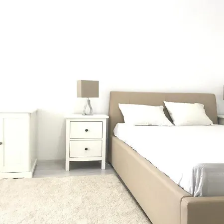 Apartamento Parlament Fancy Bucarest